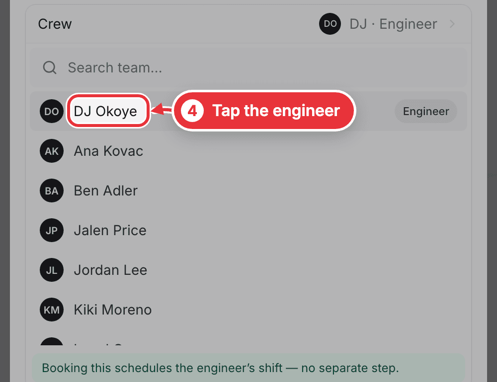 The crew list with an engineer tapped